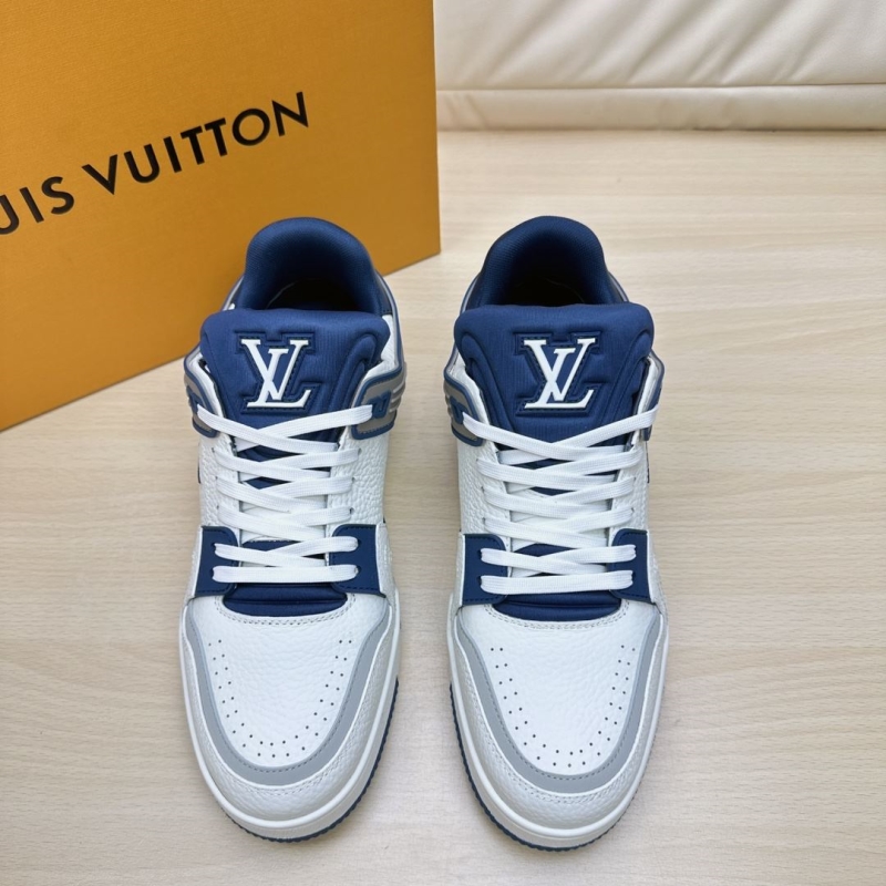 l**is V*t*n sneakers